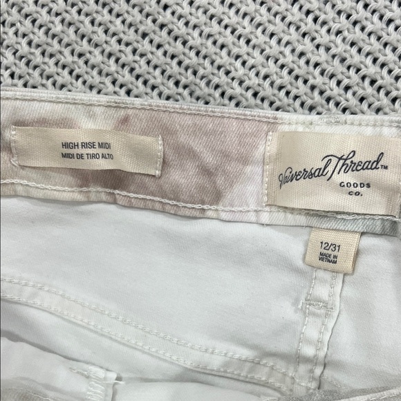 Universal Thread Multicolor Tie-Dye Shorts - Picture 3 of 8